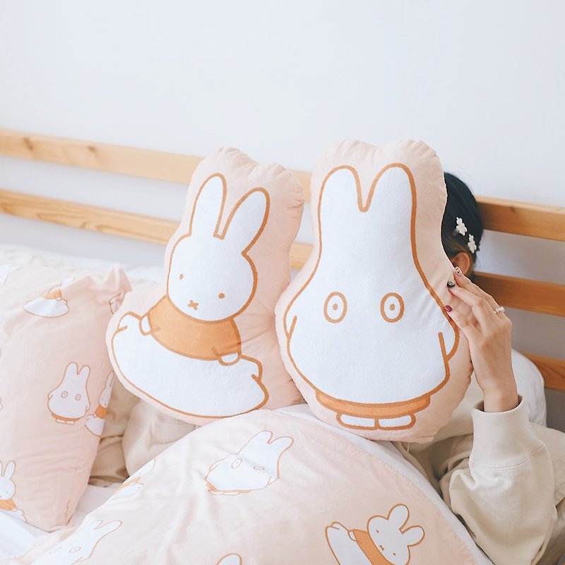 【Pinkoi x miffy】Ghost and Miffy - Pillow/ 815a.m - หมอน - ขนของสัตว์ปีก 