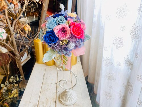 Teresa’s Floral Design 永生玫瑰球型捧花