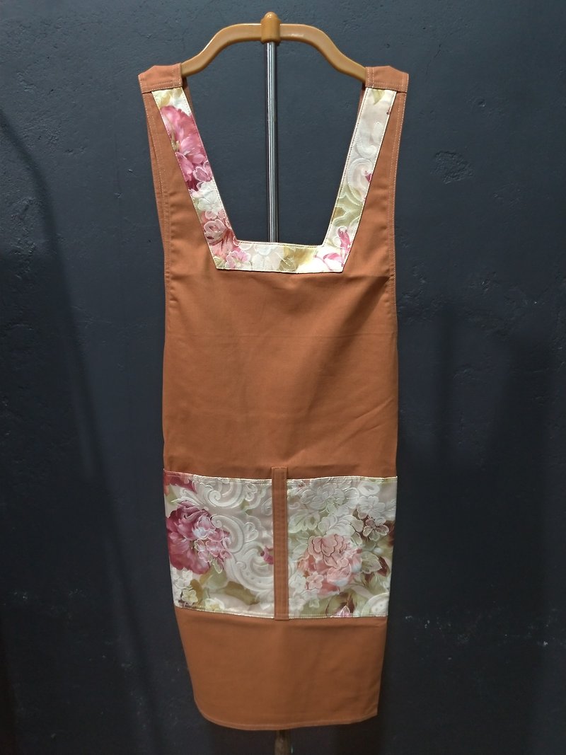 special design. Strap-free apron-spot - ผ้ากันเปื้อน - ผ้าฝ้าย/ผ้าลินิน หลากหลายสี