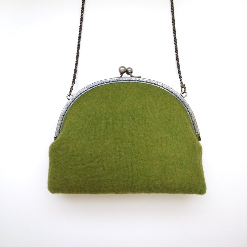Wool Felt Zip Mouth Gold Bag I 20cm Half Round I Jade Dew Color I Carefully selected wool. pure handmade - Messenger Bags & Sling Bags - Wool Green