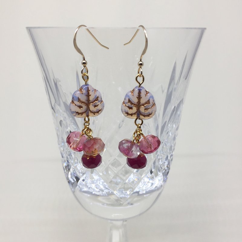 Sweet and crystal berries earrings - Earrings & Clip-ons - Other Materials 
