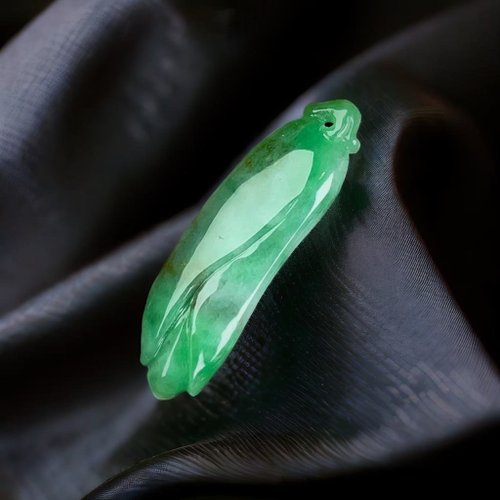 瓔珞珠寶盒 E.L.Jewelry Box 正陽綠翡翠巧雕含苞待放 | 天然緬甸玉翡翠A貨