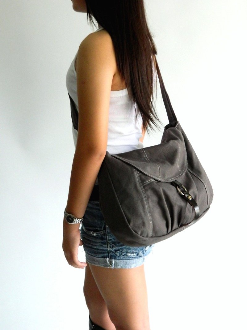 Water proof Messenger bag canvas travel bag, diaper bag - no.103  Claire in Gray - Messenger Bags & Sling Bags - Cotton & Hemp Gray
