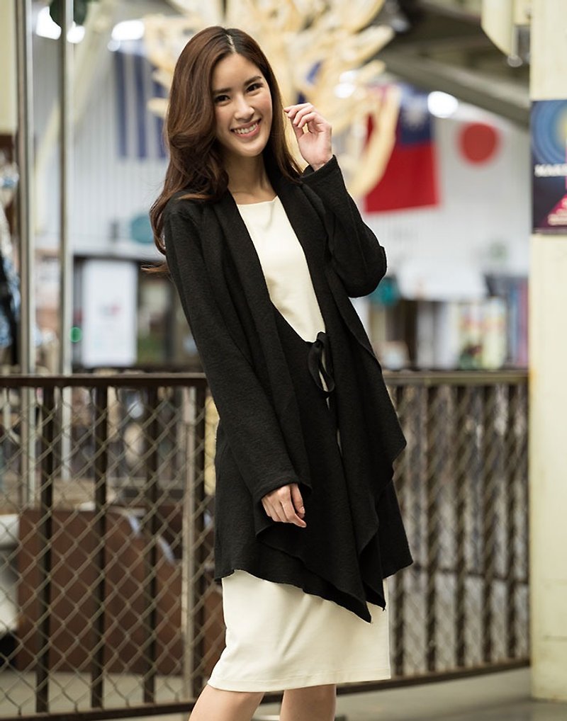 Wool cape coat - เสื้อแจ็คเก็ต - วัสดุอื่นๆ สีดำ