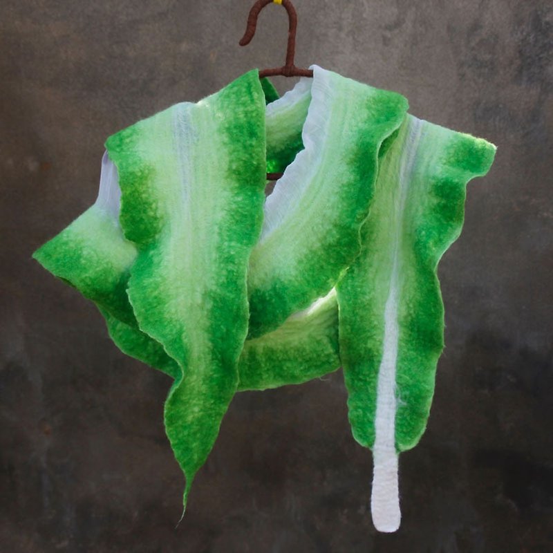 Handmade wool felt scarf, ruffled lace shawl, soft and comfortable, warm and bre - Knit Scarves & Wraps - Wool Green