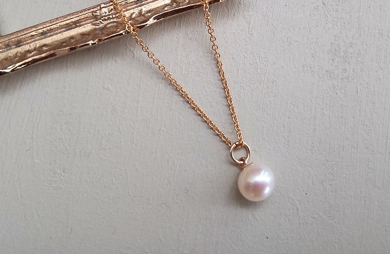 K14gf chain necklace / a freshwater pearl - สร้อยคอ - ไข่มุก ขาว