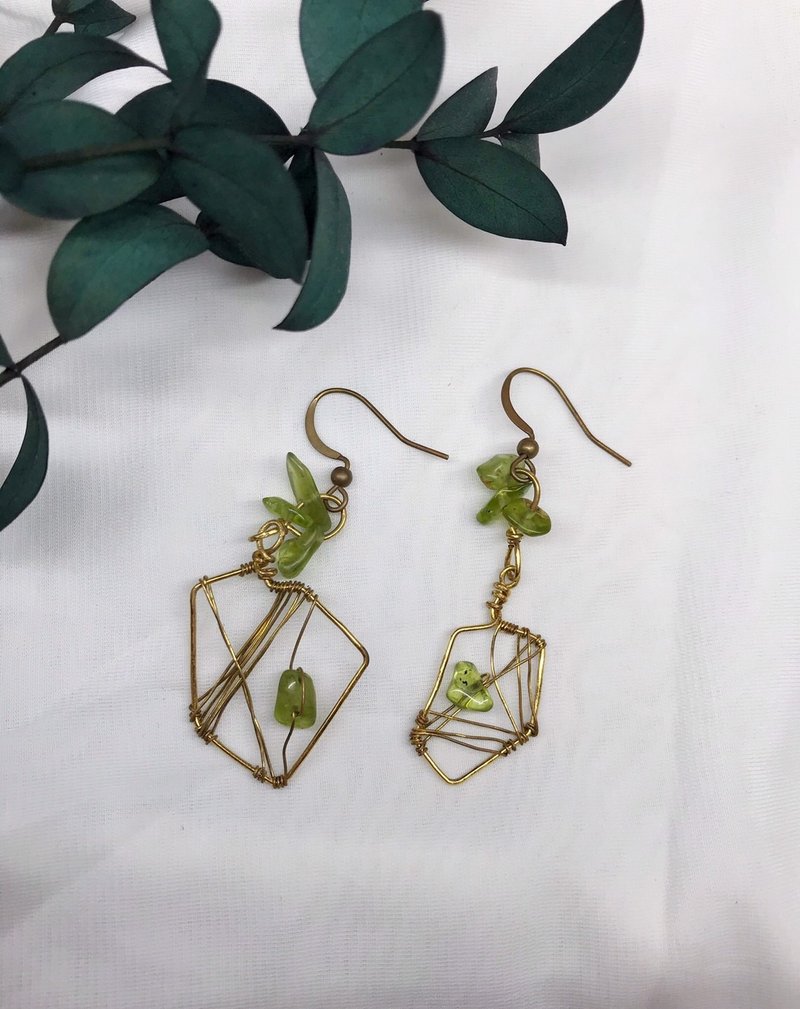 Braided metal olive ││ earrings braided metal olive Stone Brass customized clip can be changed - Earrings & Clip-ons - Copper & Brass 