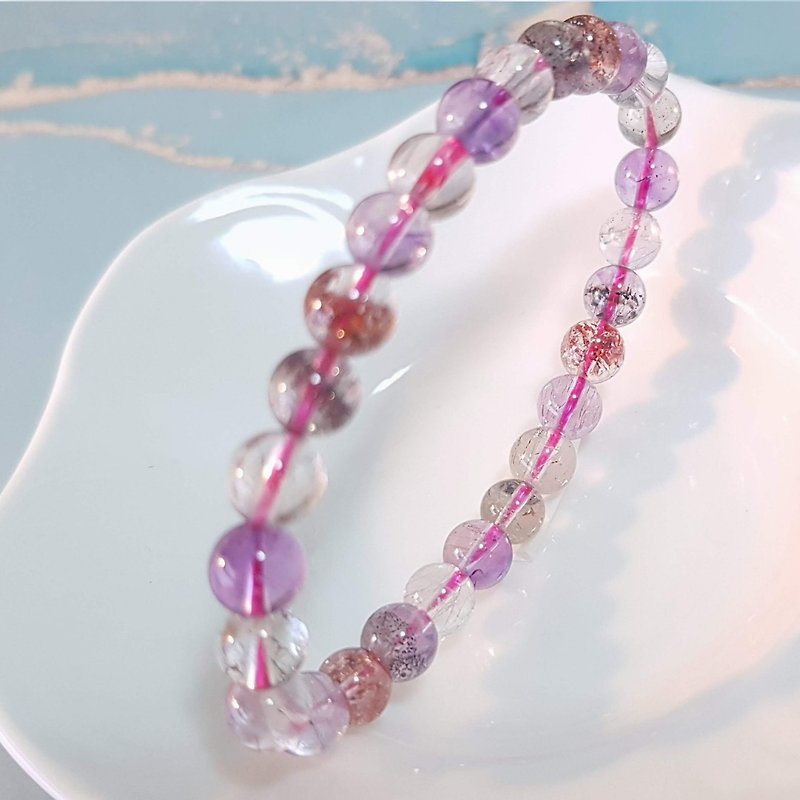 Warm Handmade - Air Crystal Series - Translucent Body Color Super Seven Hand Beads - Powerful Energy - สร้อยข้อมือ - คริสตัล ขาว