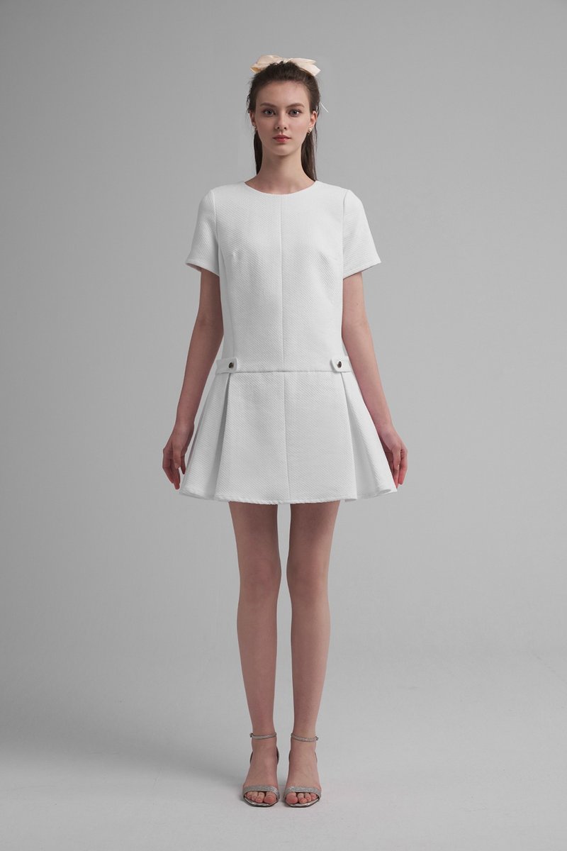 Oceanus純粹之光簡約小洋裝 - 洋裝/連身裙 - 其他人造纖維 白色