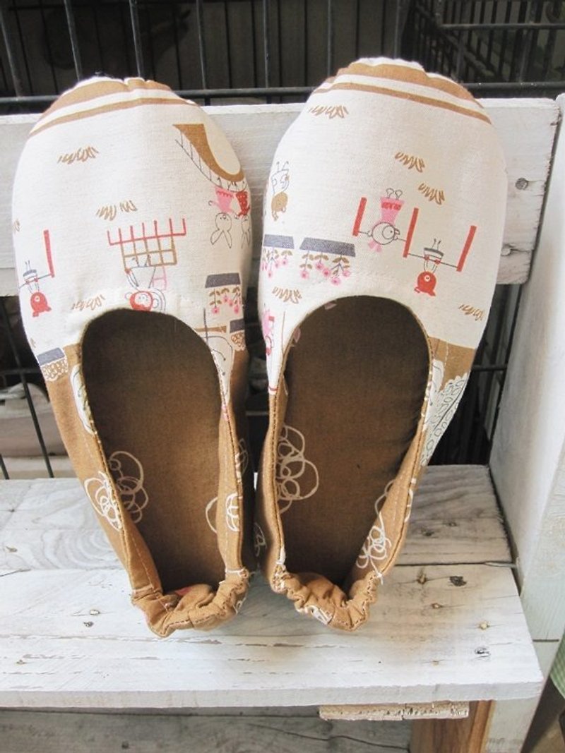 Spot Happy Gakuen no indoor shoes cotton elastic section - Indoor Slippers - Cotton & Hemp 