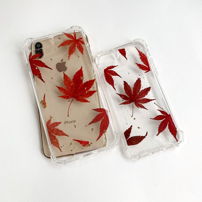 Fall in Love - Maple with gold foil phone case - Phone Cases - Silicone Brown