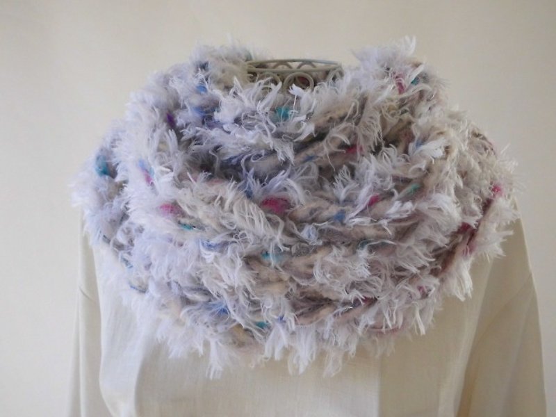 Re-exhibition × 4 · Fluffy Snood (powdered snow) _ light purple · Fur · Mohya plenty · baby alpaca · Merino - Knit Scarves & Wraps - Other Materials White