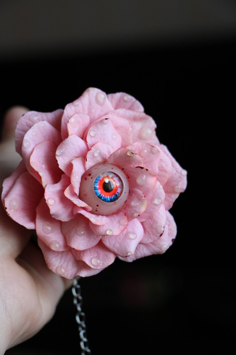 Creepy jewelry Wild pink flower pendant Goth style - 項鍊 - 黏土 粉紅色