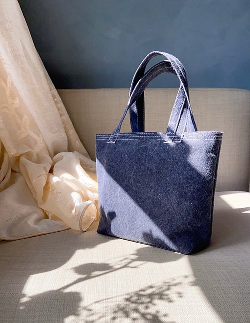 Pantone Square Tote : Sky Blue - Shop CASUAL THEORY Handbags & Totes -  Pinkoi