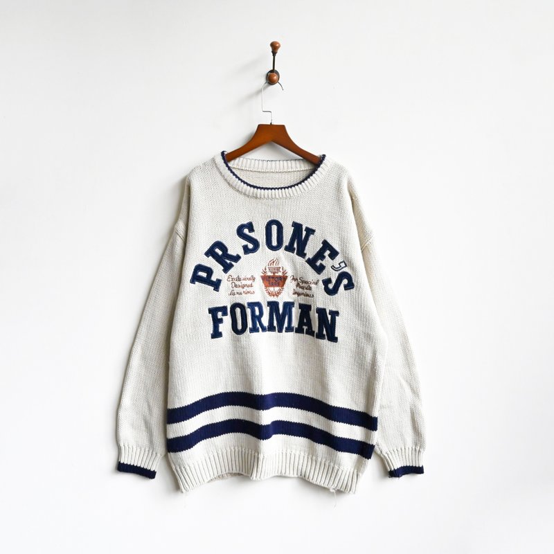 [Egg Plant Vintage] College Torch Embroidered Loose Vintage Sweater - สเวตเตอร์ผู้หญิง - ไฟเบอร์อื่นๆ 