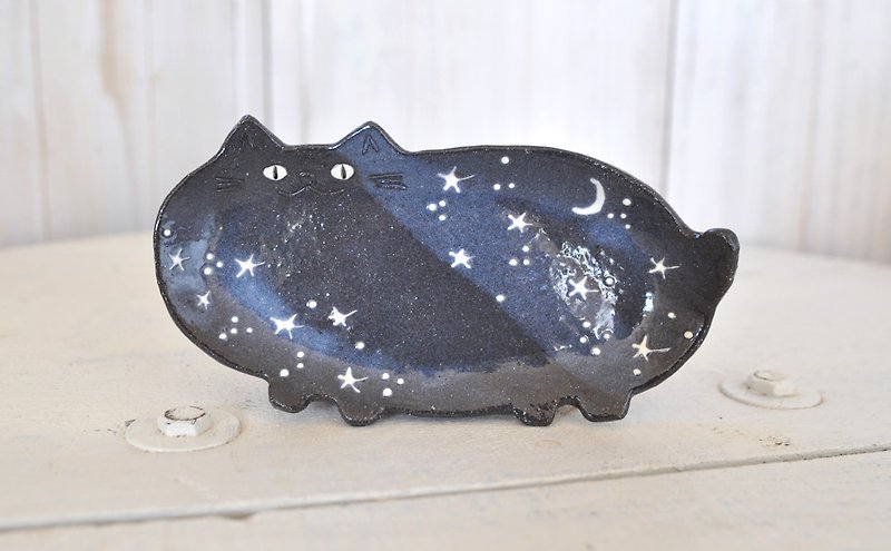 Hoshino cat plate Thick and small plate On a shining night of the moon ... - เซรามิก - ดินเผา สีน้ำเงิน