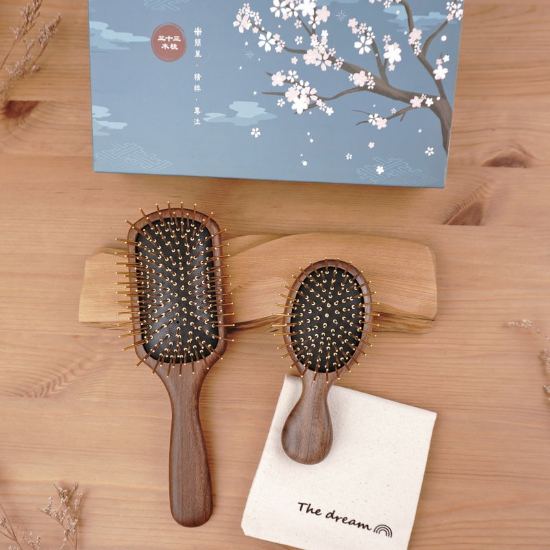 Far infrared patented gold comb gift box set - Makeup Brushes - Wood 