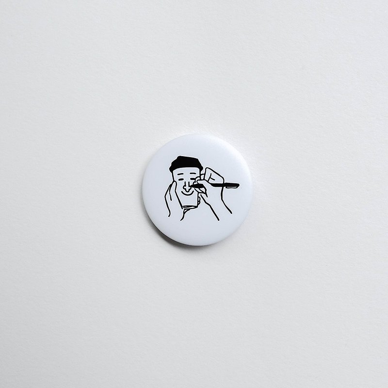 WHOSMiNG-PIN ピン ロゴ - ブローチ - プラスチック ホワイト