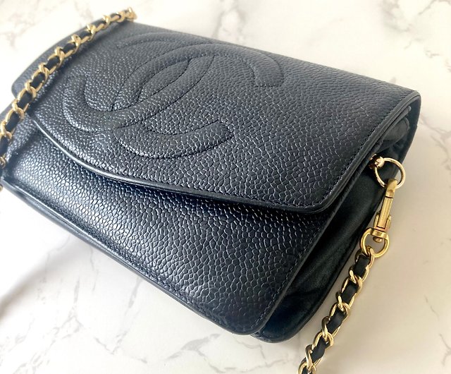 LA LUNE] Second-hand Chanel black caviar leather gold WOC long