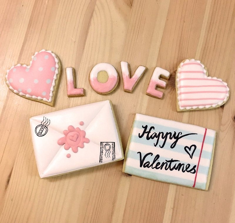 LOVE hand-made love letter icing cookies - คุกกี้ - อาหารสด 