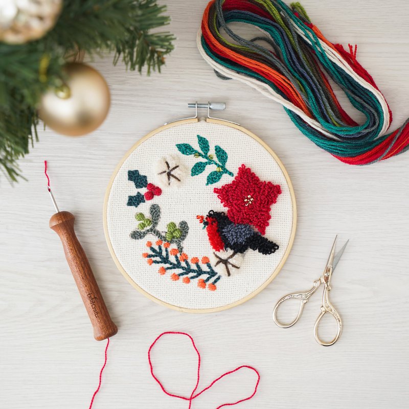 【冬季花圈】6吋繡框 戳繡材料包 - 編織/刺繡/羊毛氈/縫紉 - 繡線 