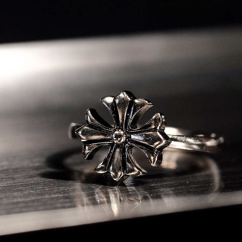 FLC-Cross carved ring-925 Silver ring - แหวนทั่วไป - โลหะ สีเทา