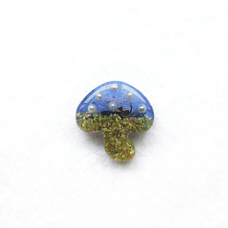 [Art] shell cute little kitty live mushroom pin (blue) - เข็มกลัด - อะคริลิค สีน้ำเงิน