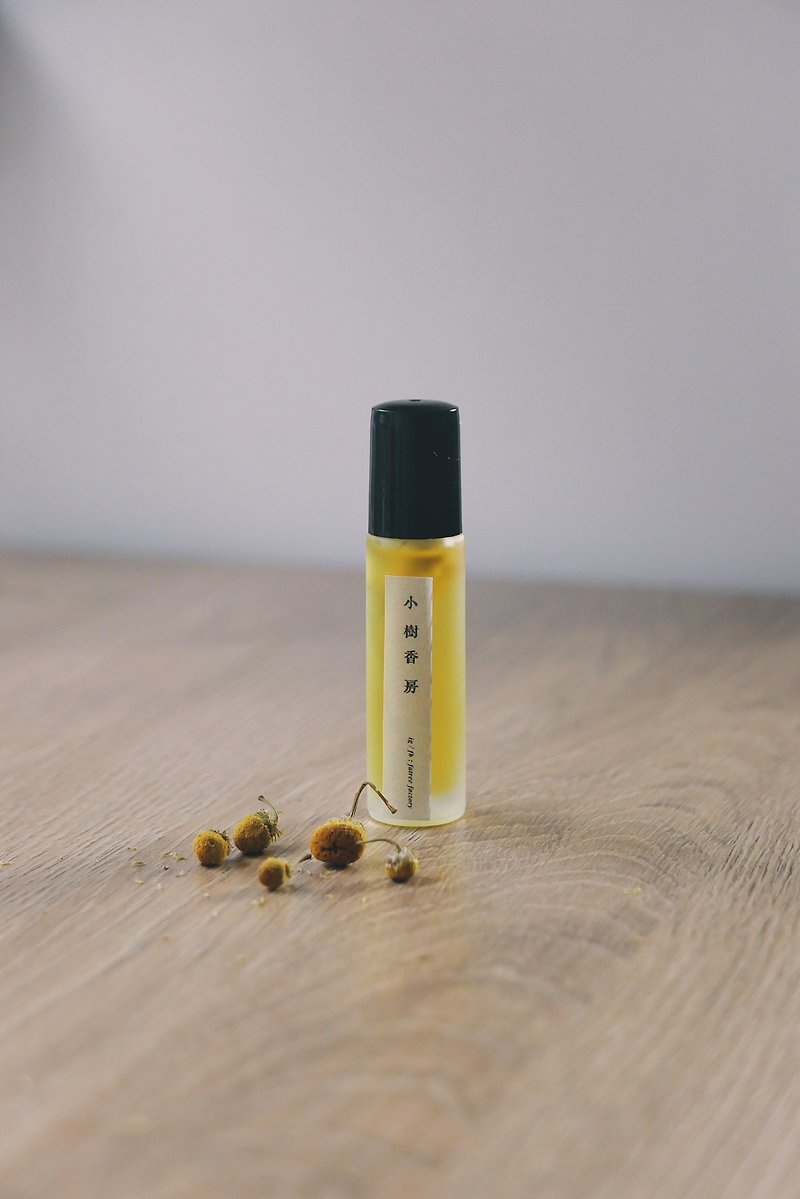 香氣標本 // 羅馬甘菊  Roman chamomile - 香水/香膏 - 植物．花 金色
