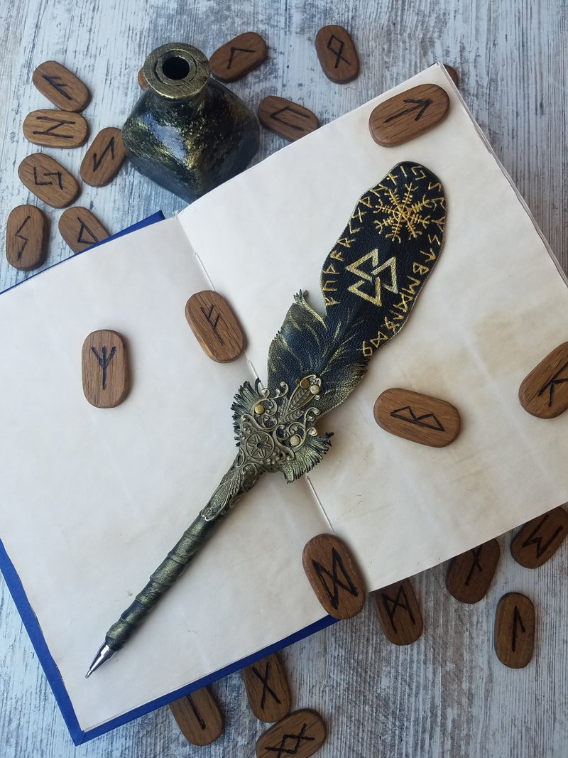 ballpoint pen,leather pen,wedding pen,dip pen,gift,gel pen,cosplay,runes - 原子筆/中性筆 - 真皮 多色