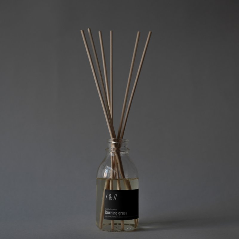 recollection series / reed diffuser in glass bottle 100ml - น้ำหอม - น้ำมันหอม สีดำ