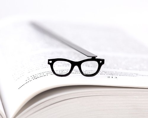 Design Atelier Article Metal Book Bookmark Glasses // Stylish unique gift // Free shipping worldwide //