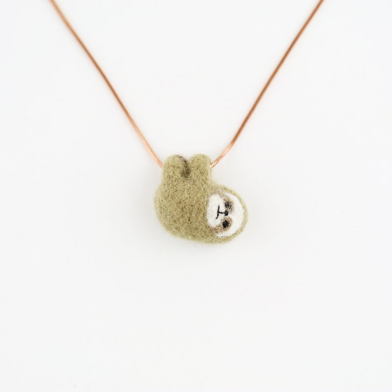 Hug me necklace / wool felting animals – sloth - Necklaces - Wool 