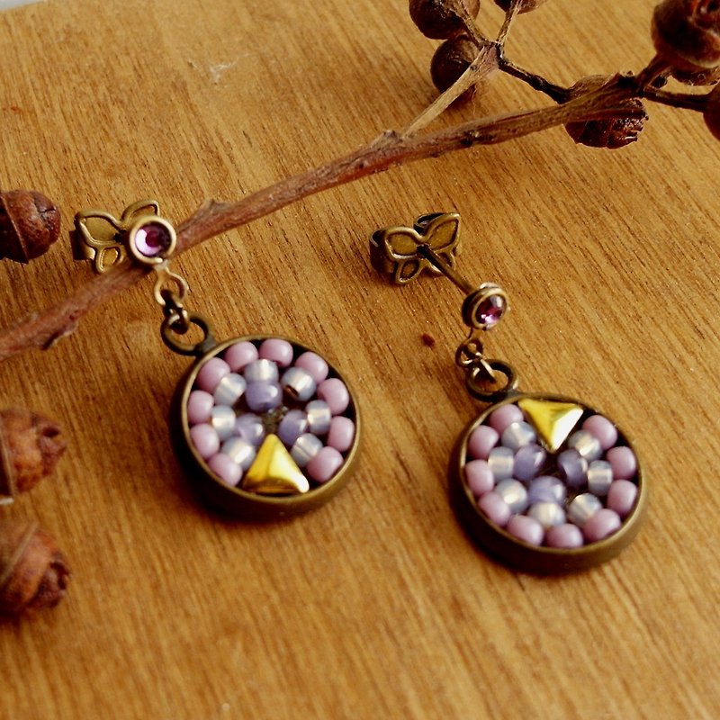 Small tile asymmetric earrings (night purple) can be clipped