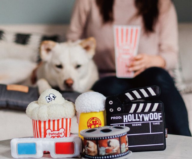 P.L.A.Y. Hollywoof Cinema Dog Toy - Momo's Movie Reel