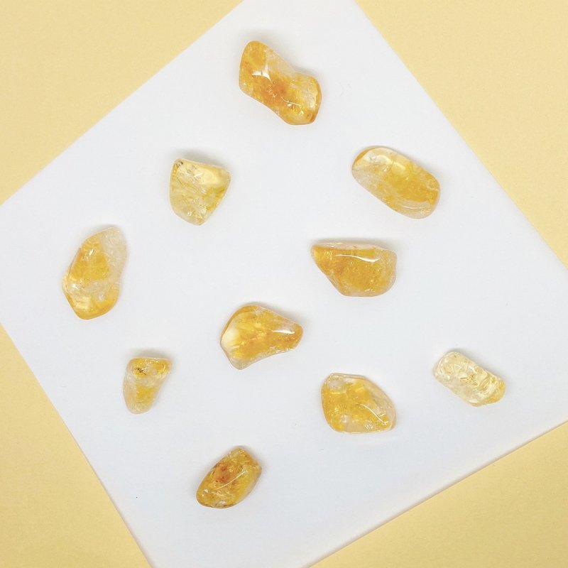 Edith & Jaz • Citrine Small Nugget Set (10pcs/set) Set E-G - ของวางตกแต่ง - เครื่องเพชรพลอย สีเหลือง