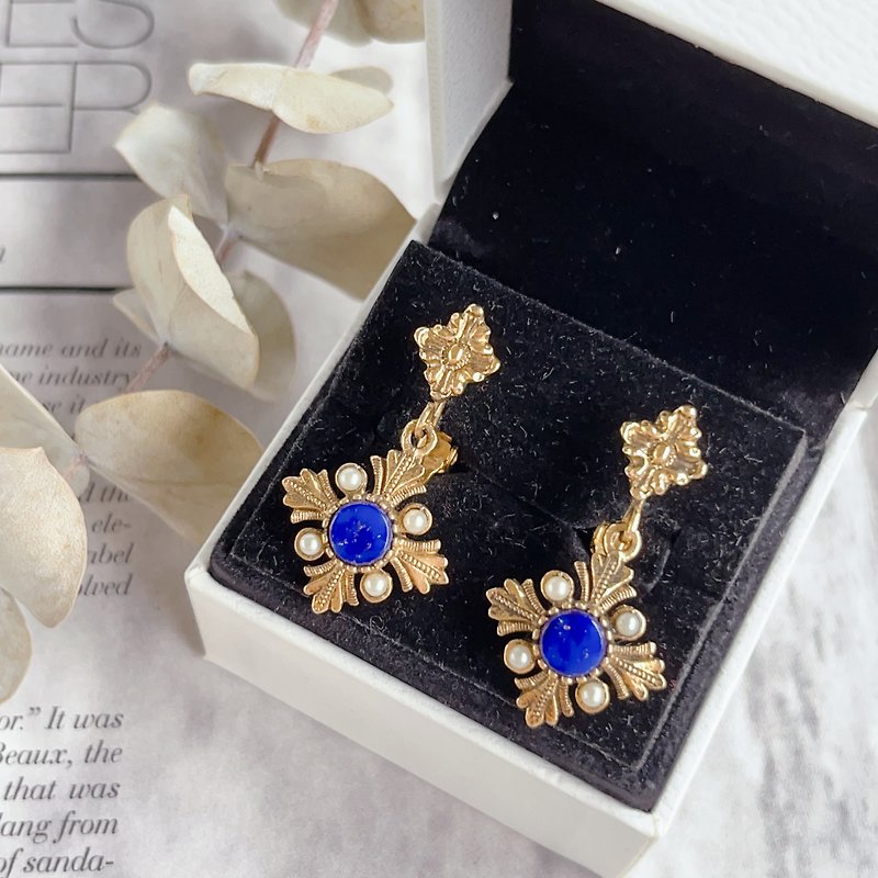 [AVON Renaissance Cross Lapis Lazuli Clip-On] Vintage American antique jewelry and old jewelry - Earrings & Clip-ons - Other Metals 