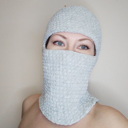 Alternative Crochet Boutique 灰色蓬鬆巴拉克拉法帽滑雪面具鉤針編織。 模糊巴拉克拉法帽男女