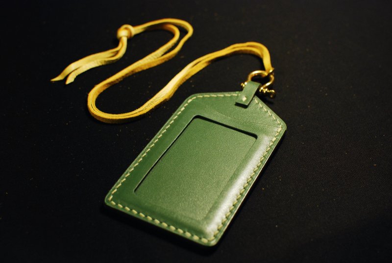 Chrome Tanned Green Identification Card Cover Genuine Leather Handmade Urban Explorer Series Product CITY01G - ที่ใส่บัตรคล้องคอ - หนังแท้ สีเขียว