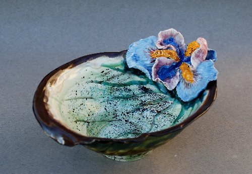 PorcelainShoppe Flower shaped vase Iris figurine Ceramic Candy Bowl Decorative sculptural vase