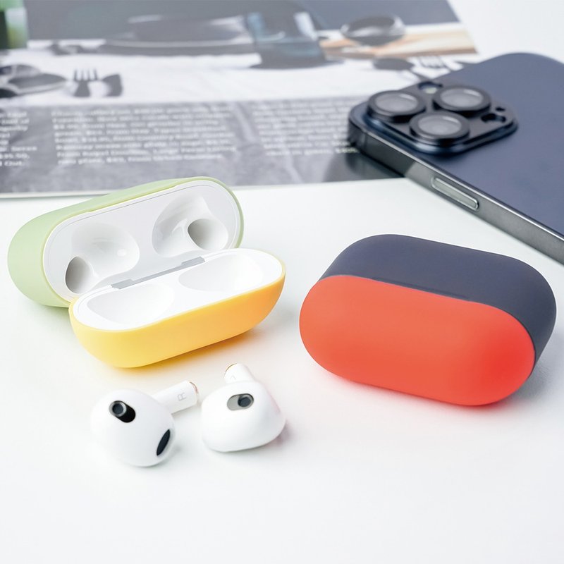 AirPods 3 [Thin and Light Series] Separable Silicone Protective Case - Contrasting Color Model - Headphones & Earbuds Storage - Silicone Multicolor