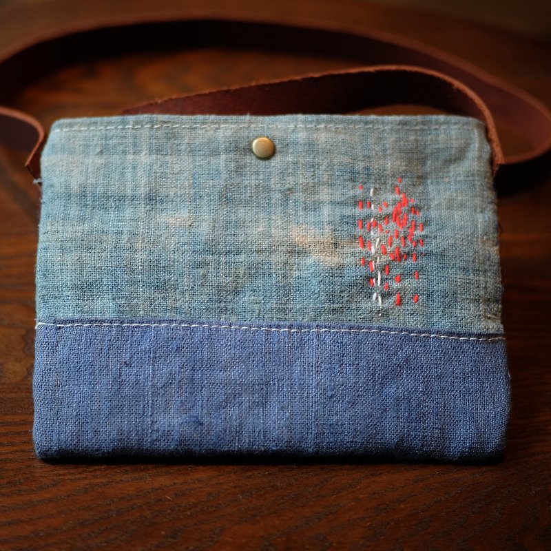 Retro handbag mobile phone bag handmade DIY handbag limited edition - กระเป๋าแมสเซนเจอร์ - วัสดุอื่นๆ 