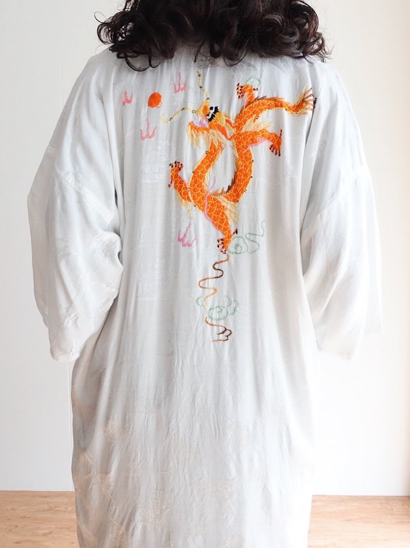 Vintage Jacket / Hand-embroidered blouse no.48 tk - Women's Casual & Functional Jackets - Other Materials White