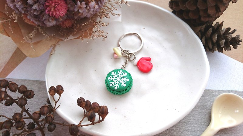 ◆ Christmas Macaron snowflake clay ◆ - Keychains - Clay Green