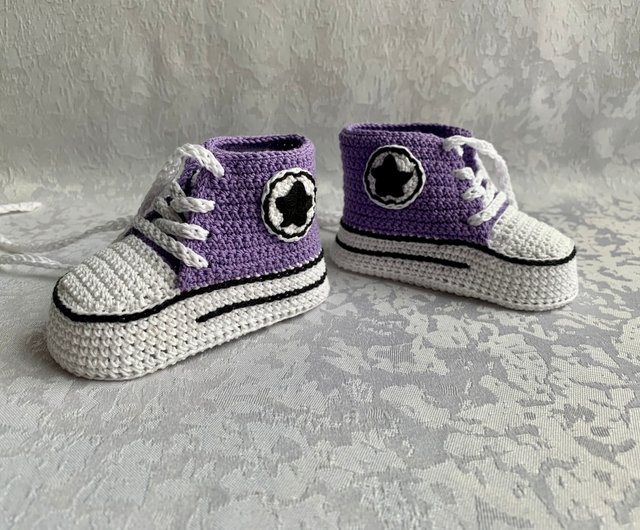 Cute Converse Baby Booties Baby Newborn Shoes Gift Baby Reveal Party Family Look Shop HowletDi Baby Shoes Pinkoi