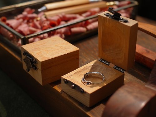 阿發的阿公是木匠 迷你珠寶盒-台灣檜木原木