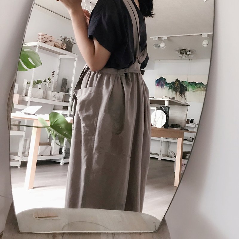 [Sling Skirt 01] Linen strappy suspender skirt overalls - กระโปรง - ผ้าฝ้าย/ผ้าลินิน สีกากี