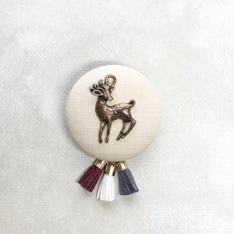 Vintage series | Reindeer Pin/Brooch - Brooches - Other Metals Gold