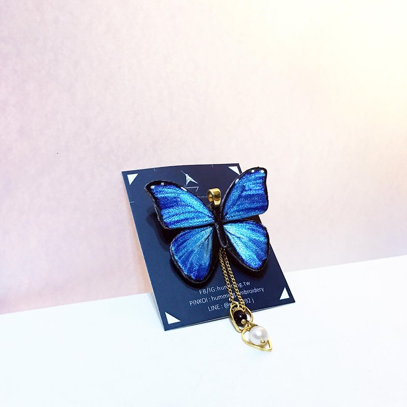 胸針 大藍閃蝶 刺繡 蝴蝶  珍珠 天然石 生日 禮物 禮盒 - 胸針 - 繡線 藍色