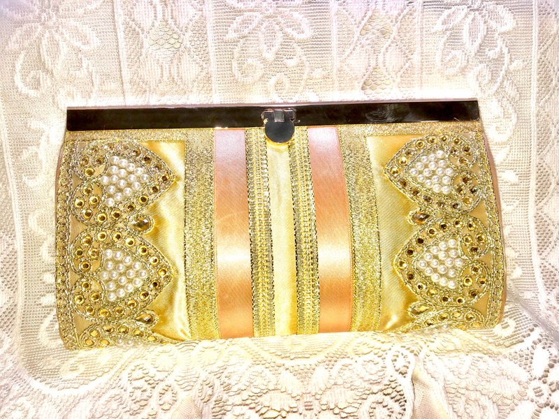 幸せを呼ぶ長財布、大人女子のCelebrity goldシリーズ　001 - 錢包/皮夾/長短夾 - 棉．麻 金色