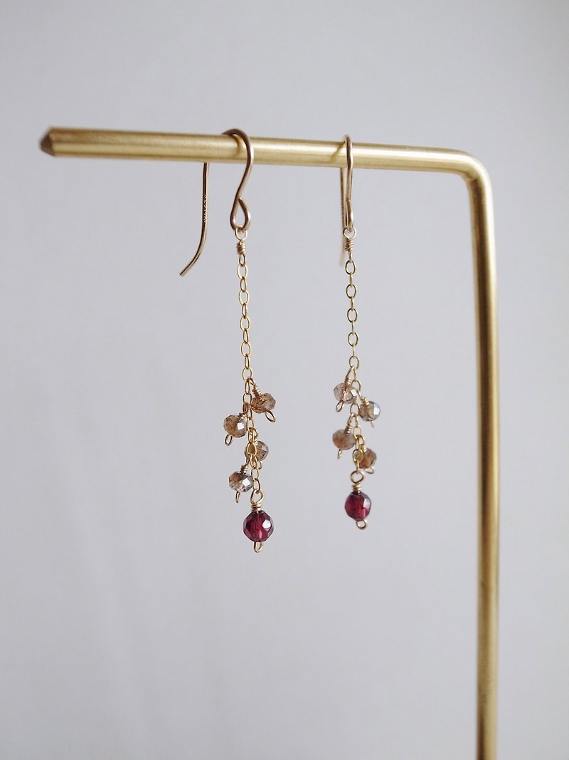 14KGF beryl × garnet autumn natural stone earrings long section can be changed ear clip - Earrings & Clip-ons - Gemstone Brown